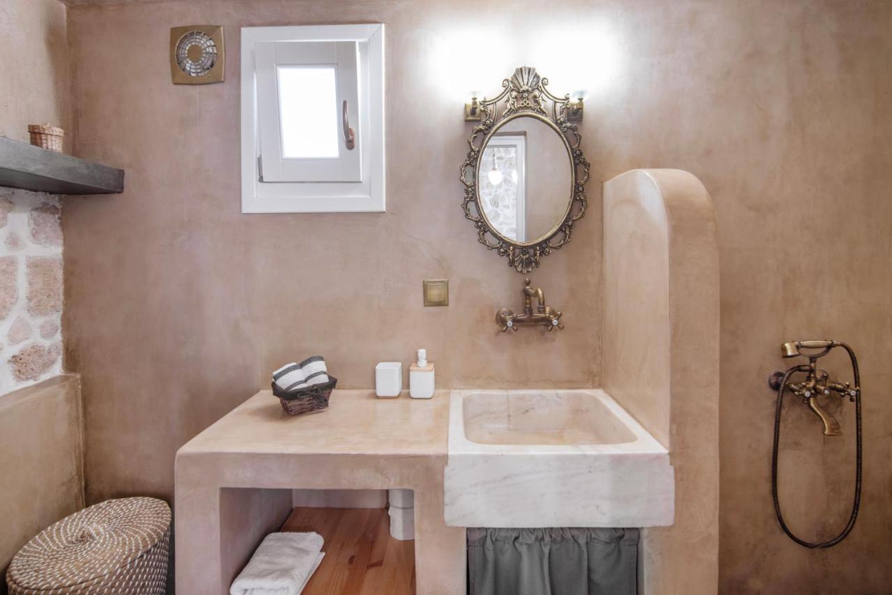 Terra E Sole Spa Suite Aegina Vathí Екстериор снимка