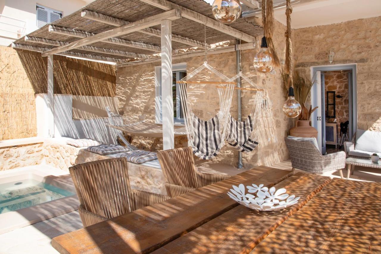 Terra E Sole Spa Suite Aegina Vathí Екстериор снимка