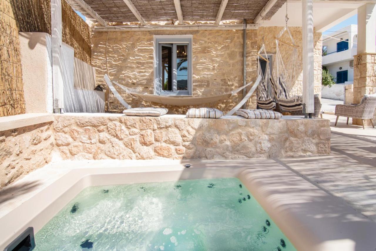 Terra E Sole Spa Suite Aegina Vathí Екстериор снимка